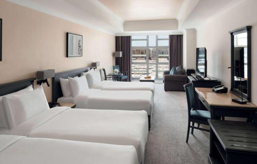 Superior Quadruple Room with Part Haram View